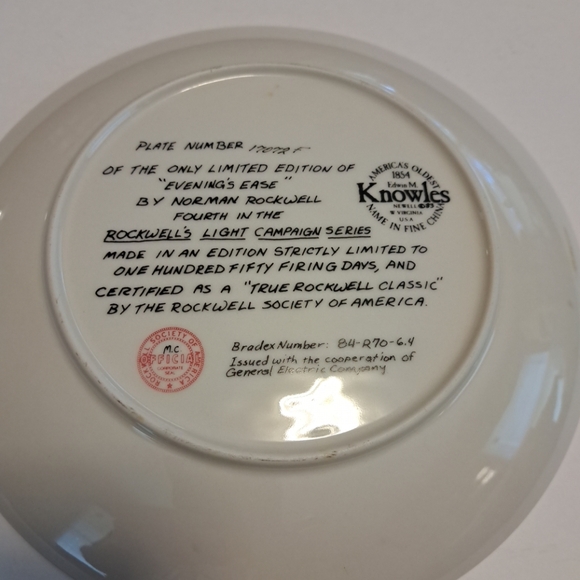 Norman Rockwell 8.5 in. Plate "Evening's Ease" - Knowles China - Picture 2 of 3